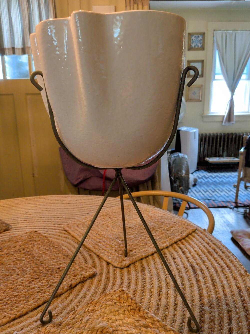 Vintage 1950s Hull Wave Ceramic Planter #427 w/ Stand Mid Century Modern MCM USA